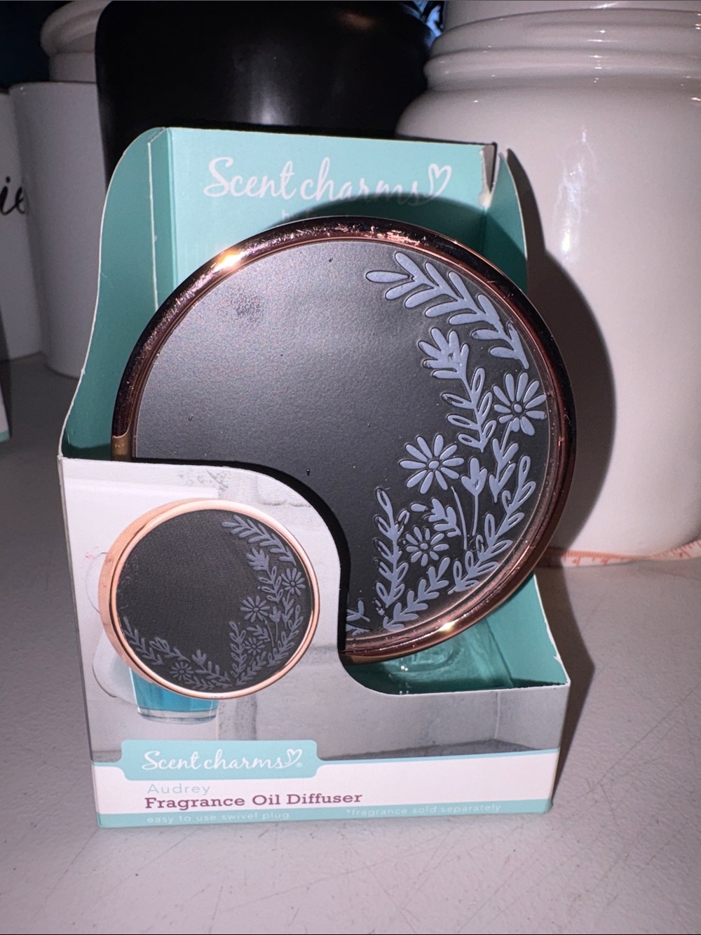 New Audrey Fragrance Oil Diffuser - Black with Floral Design